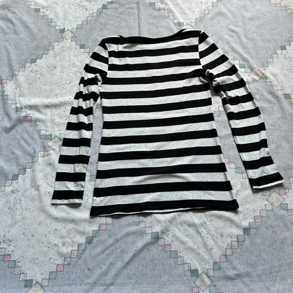 Old Navy - Striped Long Sleeve T-shirt - Picture 5 of 5